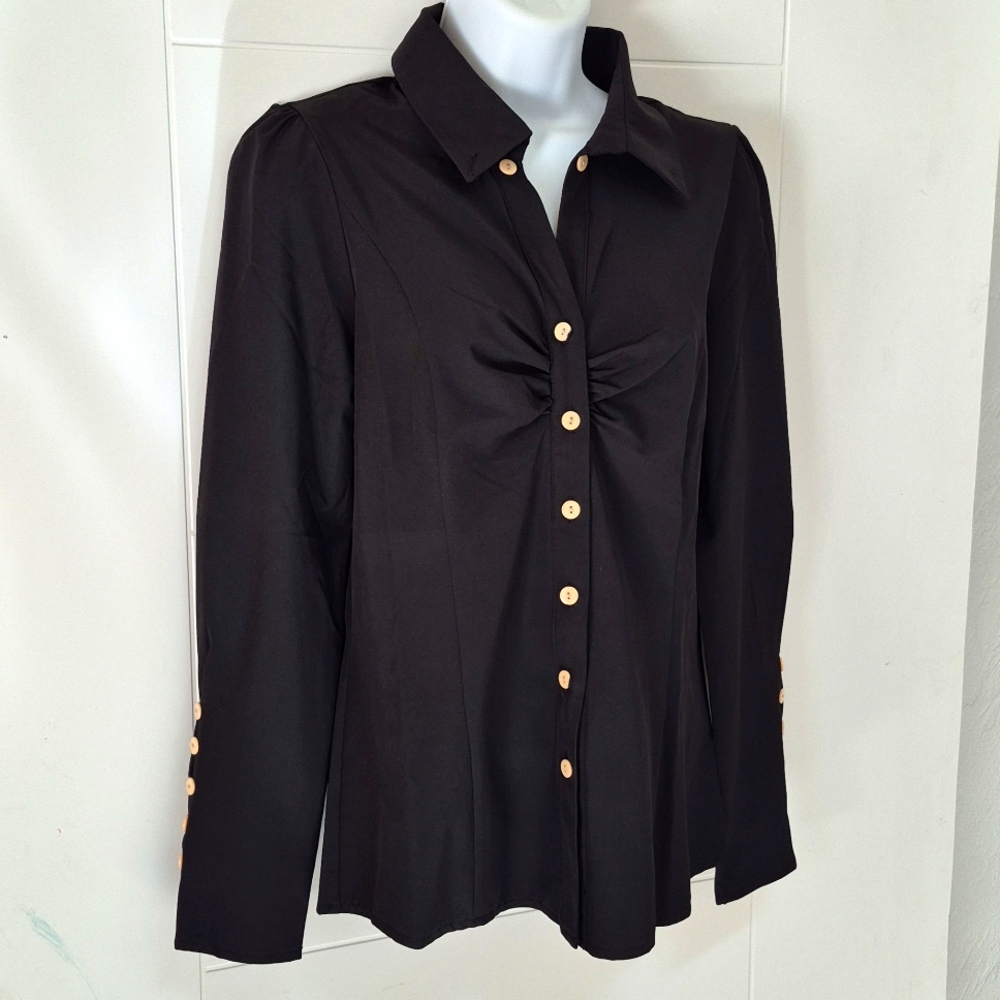 Apperloth Black Button-Up Women's Top Shirt M